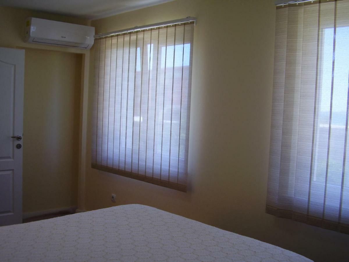 Water View Brand New Apartment, Short Stroll To Beach, Peaceful! Košljun Exteriör bild