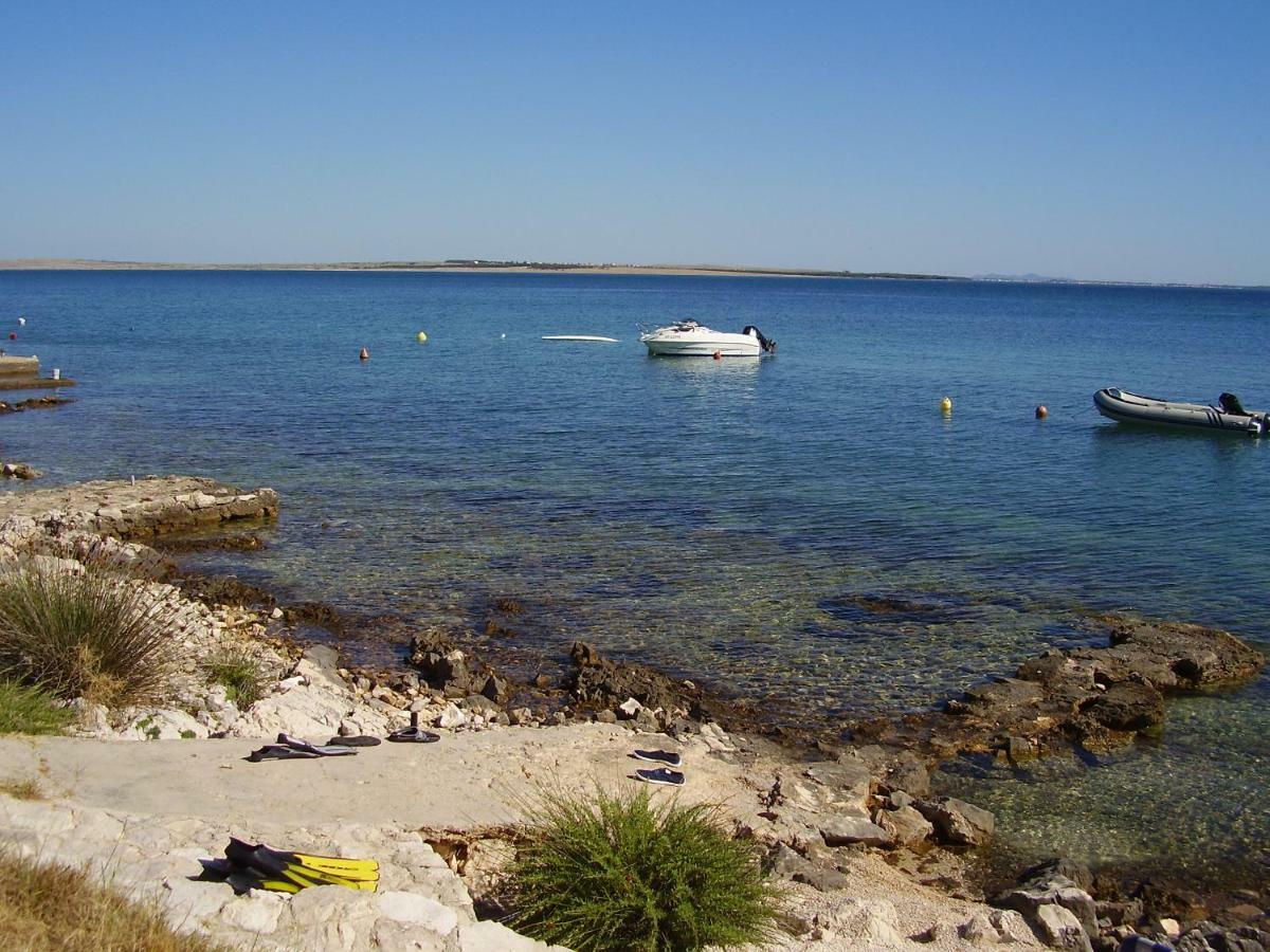 Water View Brand New Apartment, Short Stroll To Beach, Peaceful! Košljun Exteriör bild
